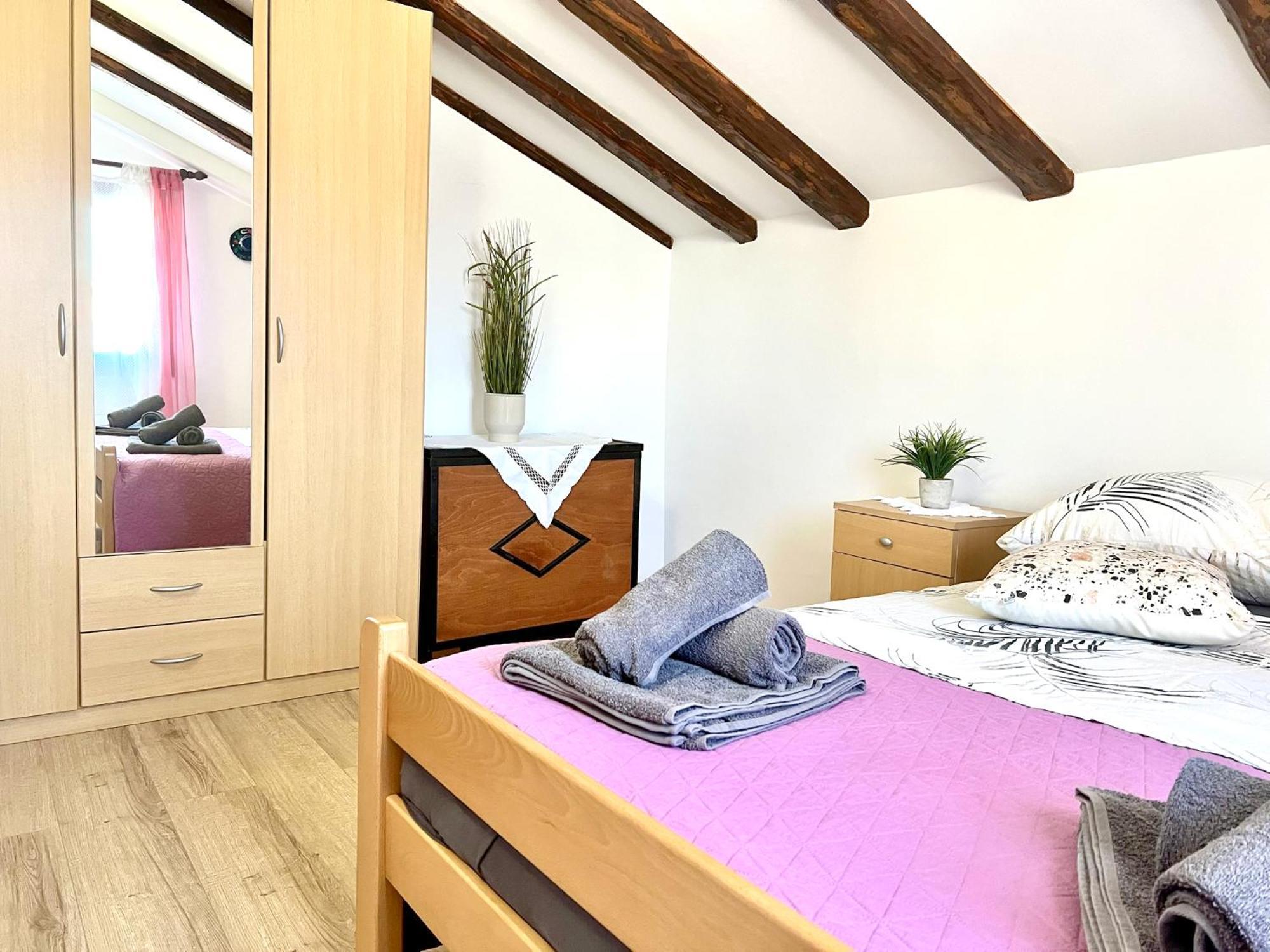Apartments Ares Ровинь Экстерьер фото