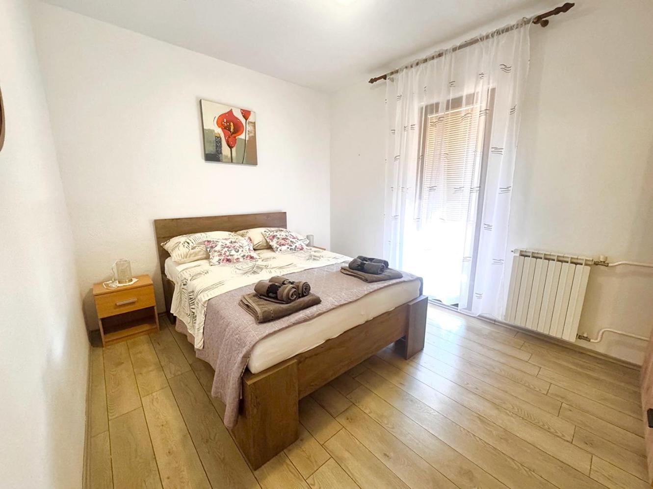 Apartments Ares Ровинь Экстерьер фото