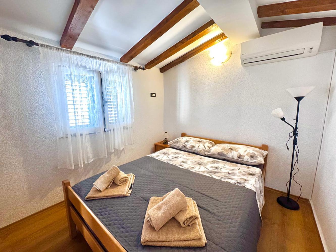 Apartments Ares Ровинь Экстерьер фото