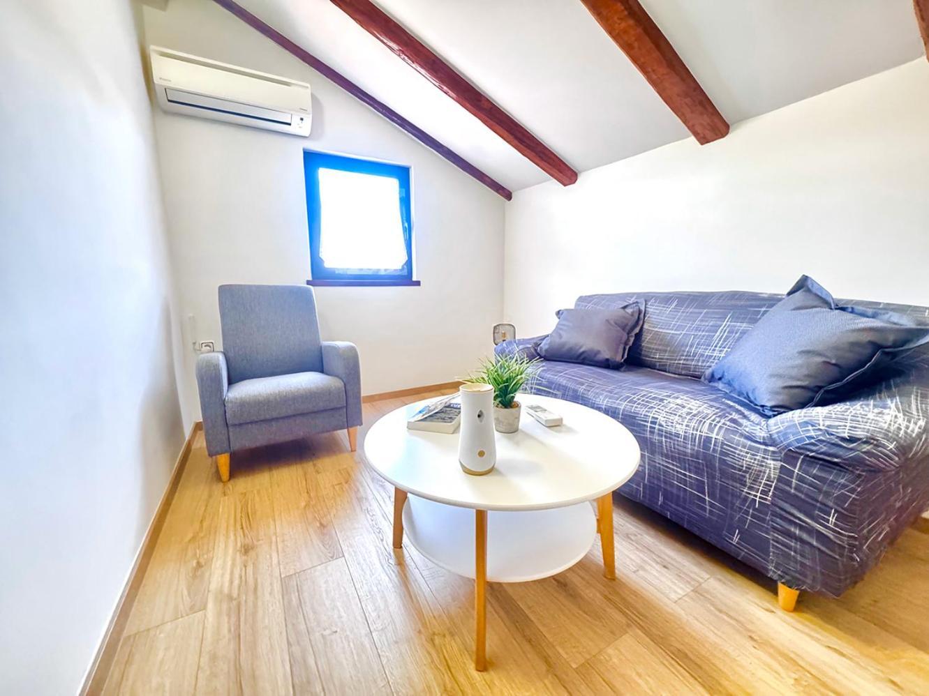 Apartments Ares Ровинь Экстерьер фото